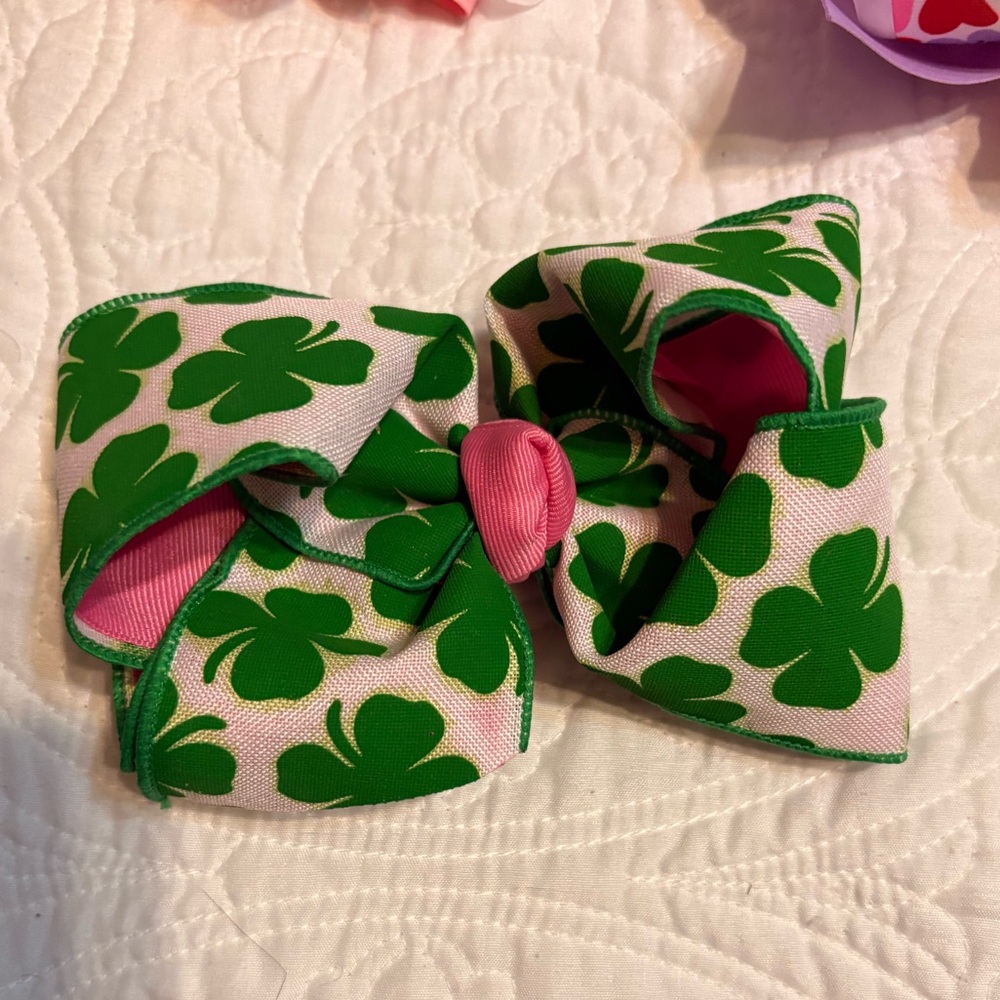 Seasonal Hairbow Bundle with Alligator Clips - Picture 2 of 11